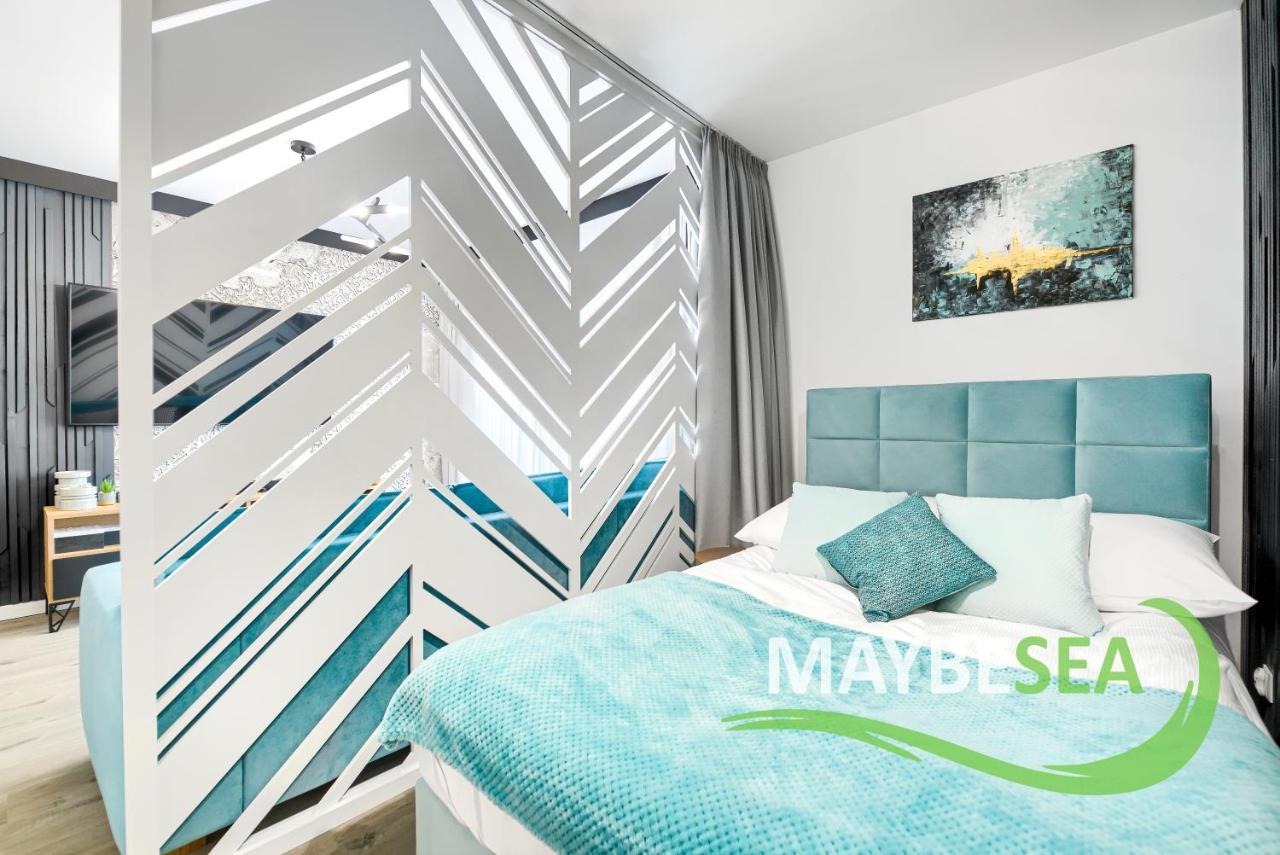 Maybesea Nadmorskie Tarasy A415 Apartment